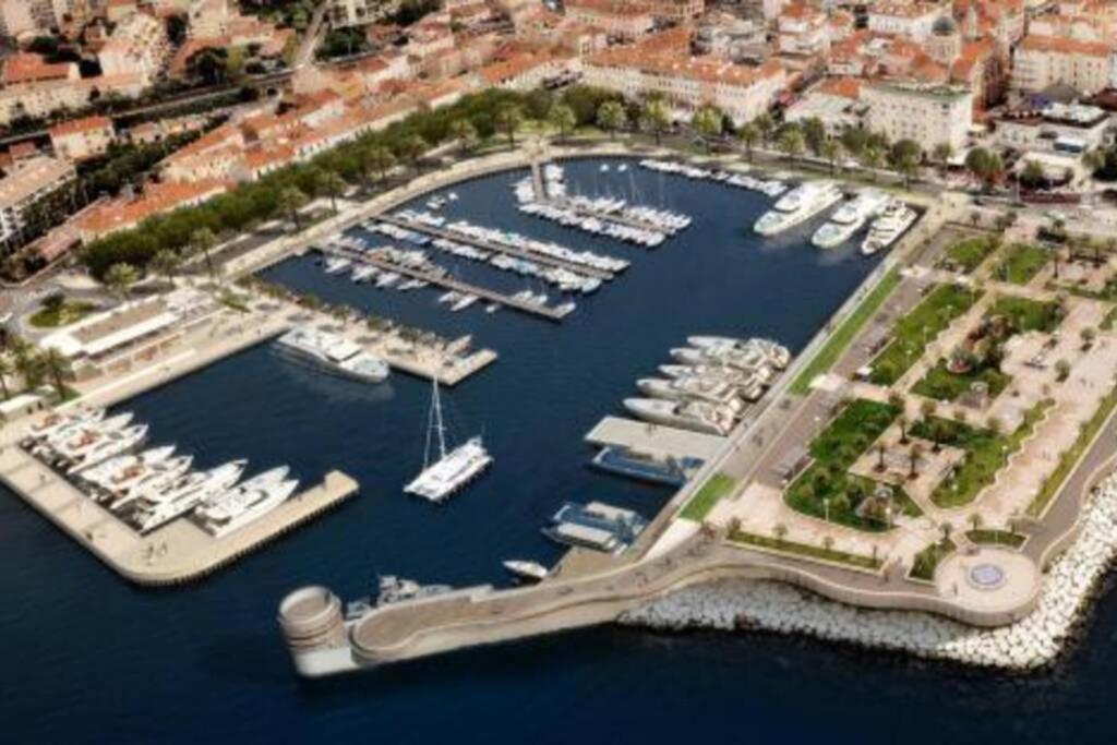 "Les Alizes" Cote Piscine Proche Bord De Mer Сен-Рафаэль Экстерьер фото