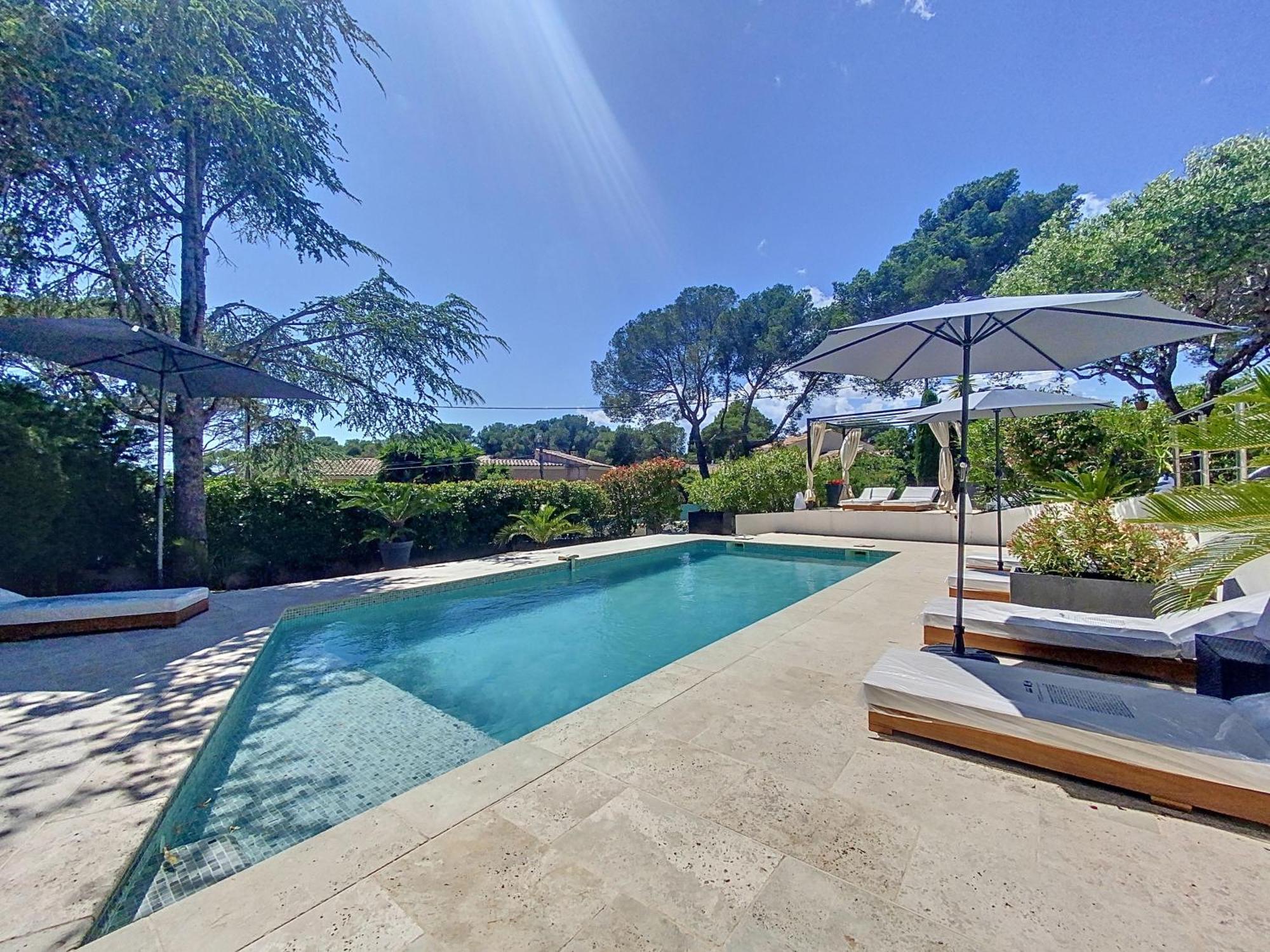 "Les Alizes" Cote Piscine Proche Bord De Mer Сен-Рафаэль Экстерьер фото